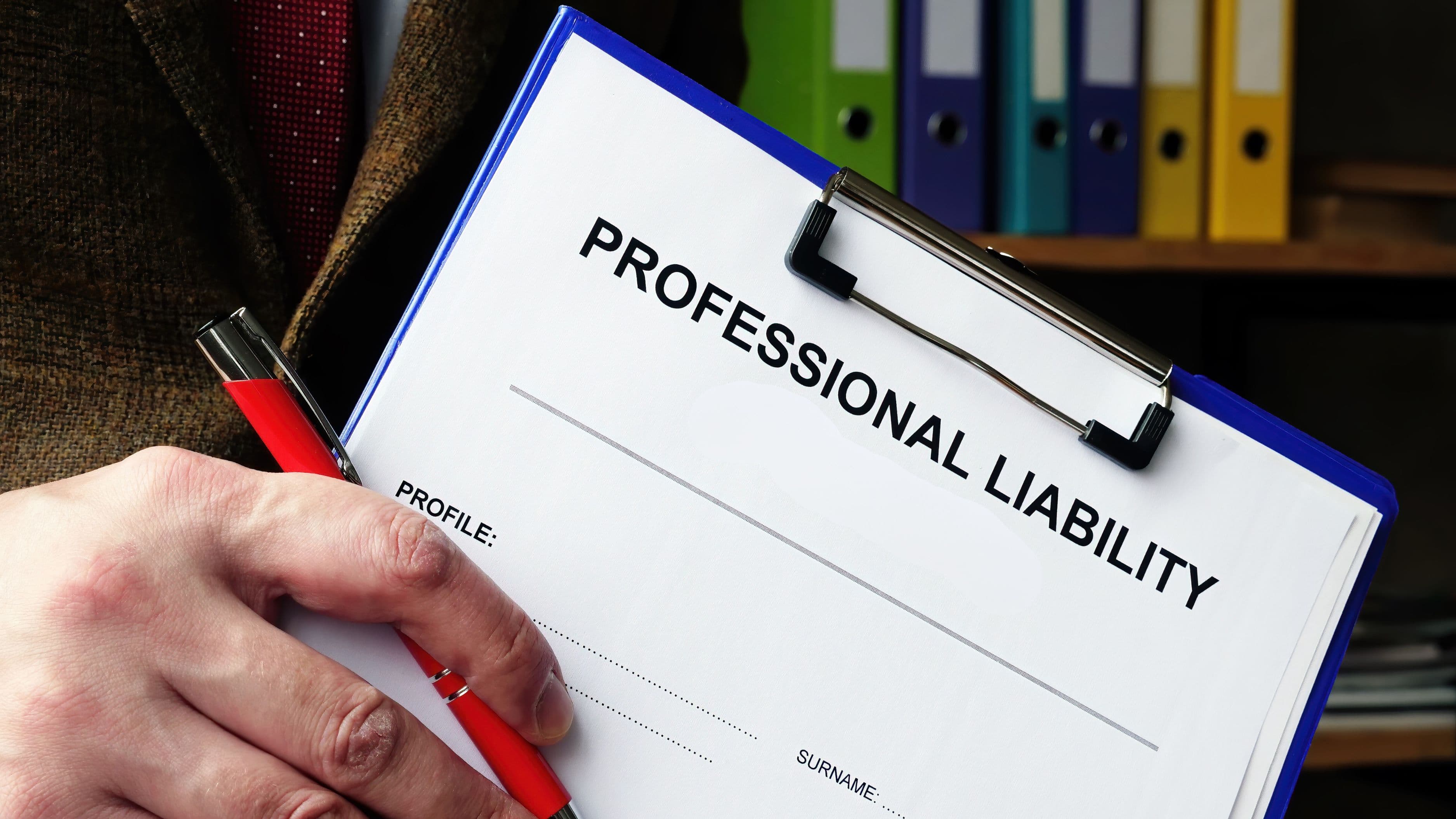 What Freelancers Need to Know About Professional Liability Before Taking on Big Clients