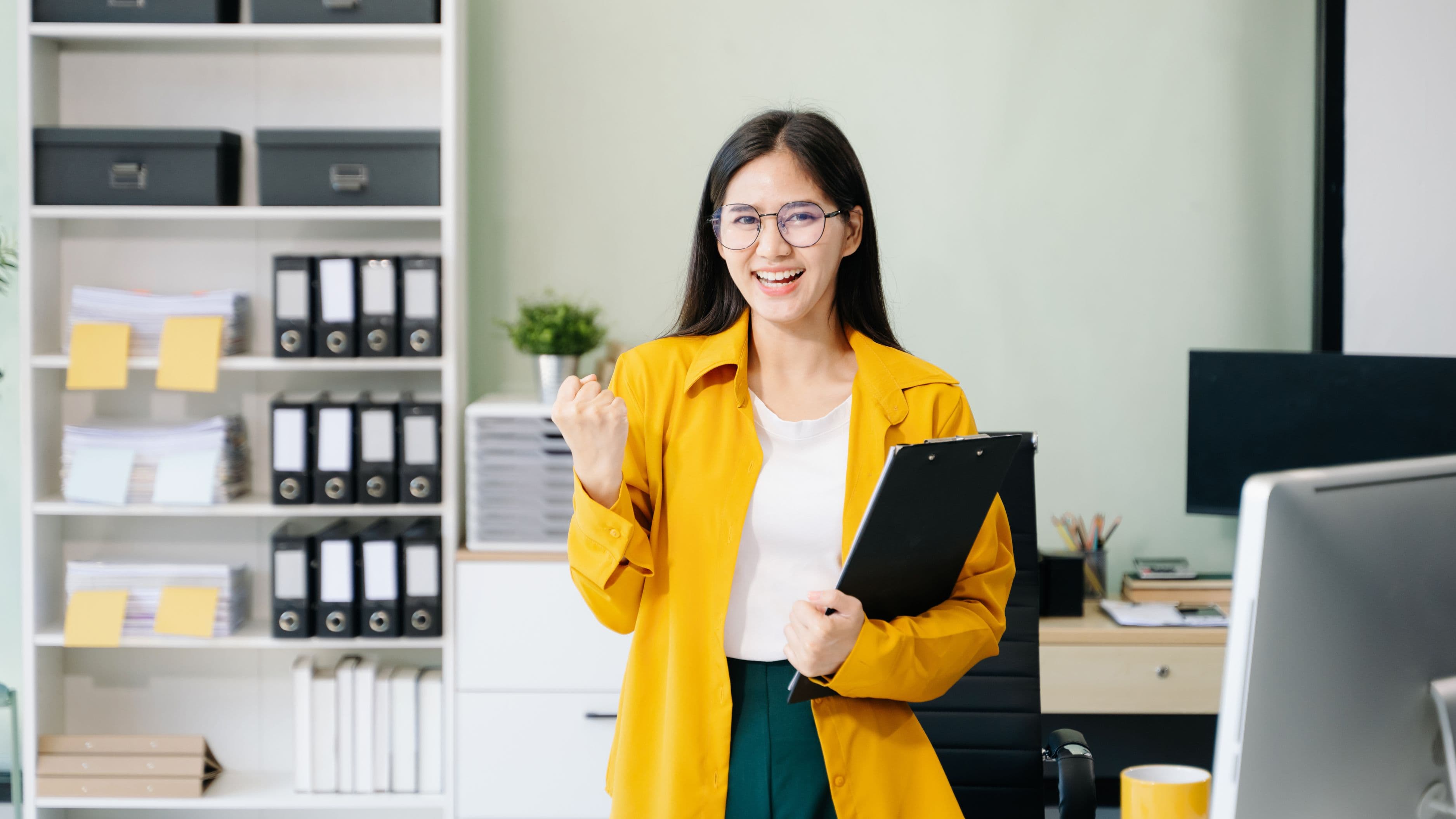 How to Pay Your First Employee Without Making Costly Mistakes