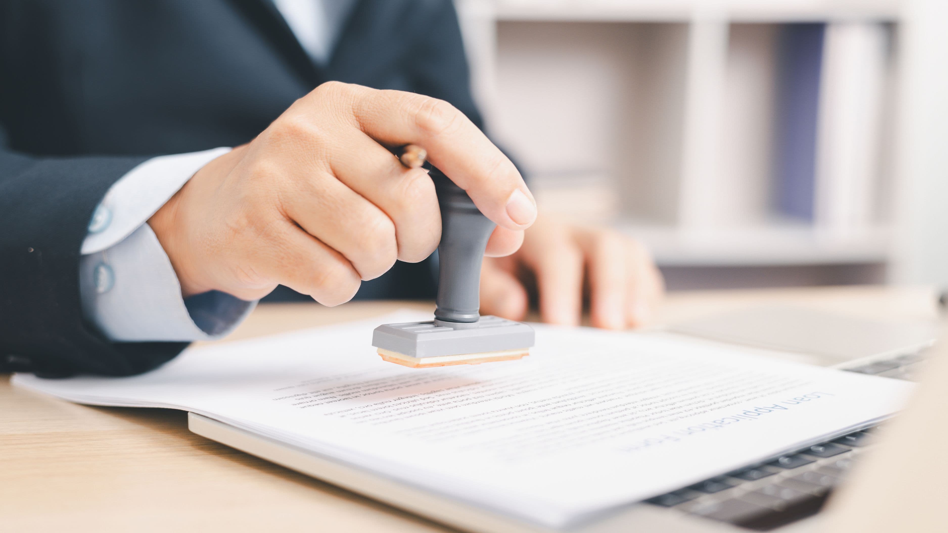 What Lenders Actually Look at Before Saying Yes to Your Loan